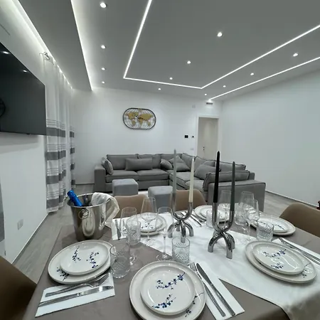 Ezlin Smart Luxury Savona