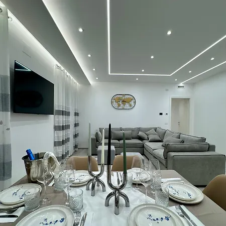 Ezlin Smart Luxury Lejlighed