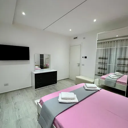 Ezlin Smart Luxury