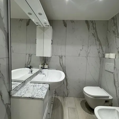 Ezlin Smart Luxury Savona